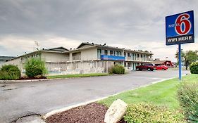 Motel 6 Manhattan Ks